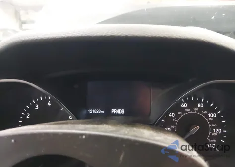 2016 Ford Focus Se z USA, uszkodzony, nr VIN 1FADP3FE0GL317874